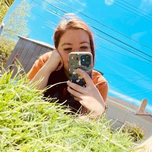 Meet your Posher, Emily